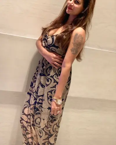 Phulera Escort